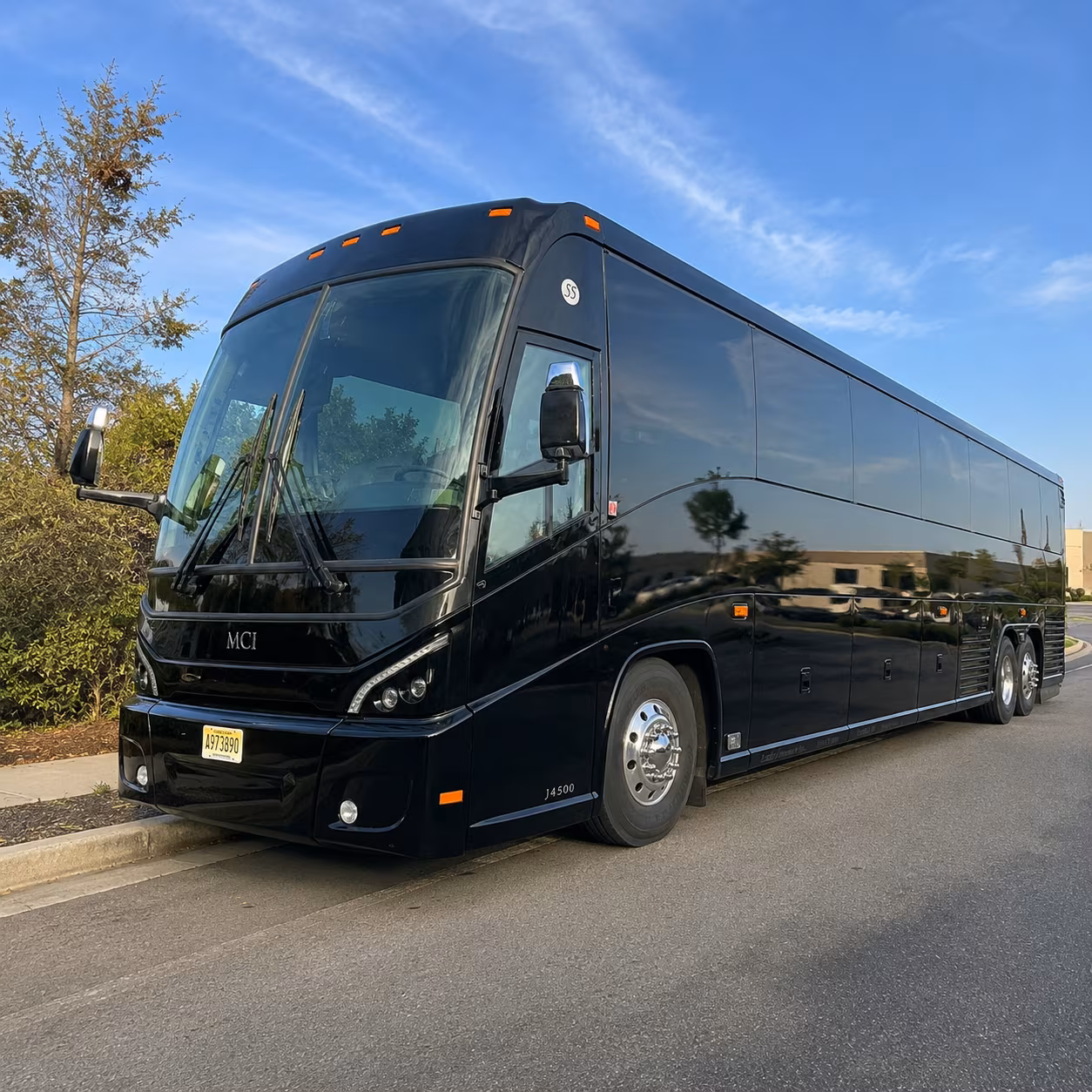 shuttle buses from upland to john wayne airport sna and hollywood burbank airport bur